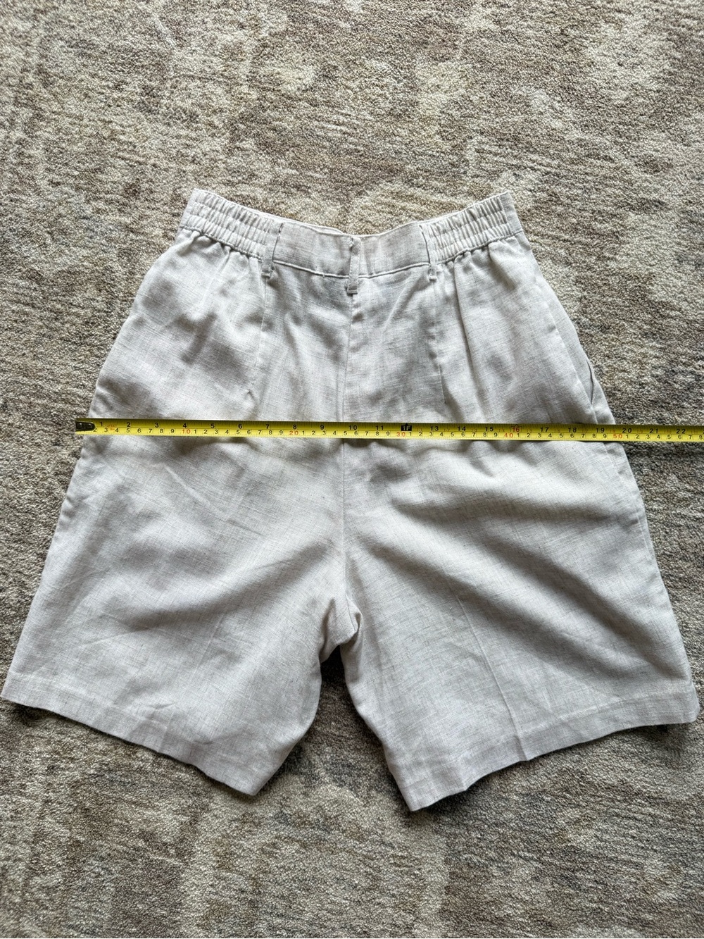 Vintage Sag Harbor Beige High-Waist Bermuda Shorts - Picture 10 of 11